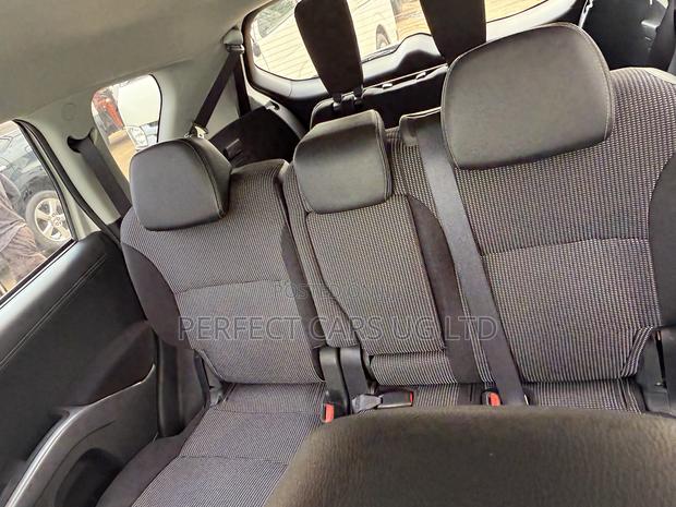 Mitsubishi Outlander ES 2011 White