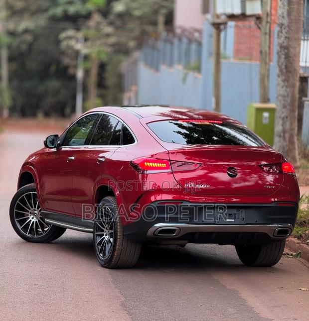Mercedes-Benz GLE-Class GLE 400d 4MATIC 2021 Red