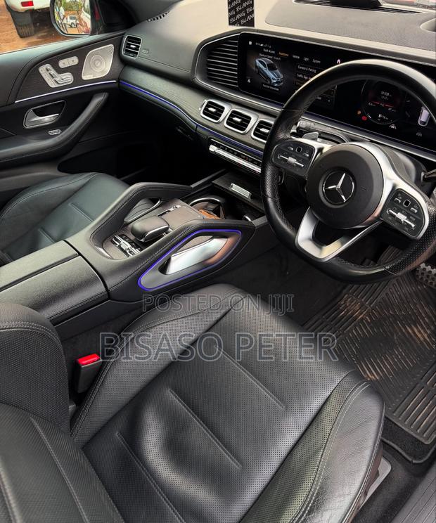 Mercedes-Benz GLE-Class GLE 400d 4MATIC 2021 Red