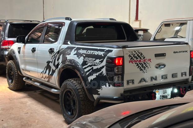 Ford Ranger Wildtrak 2014 White