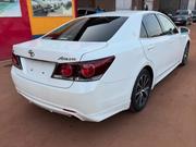 Toyota Crown 2016 White for sale
