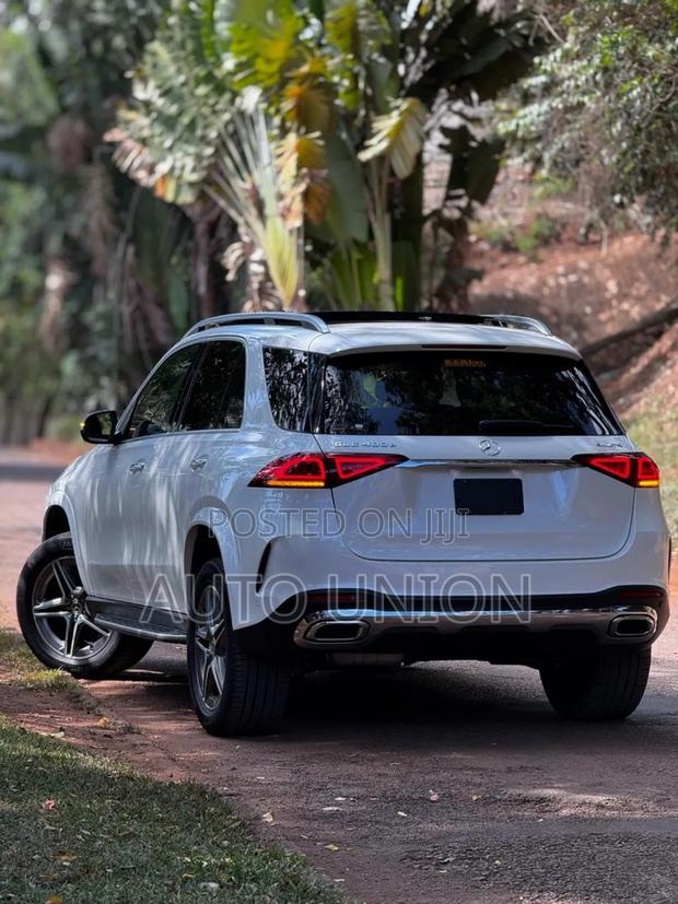 Mercedes-Benz GLE-Class 2017 White