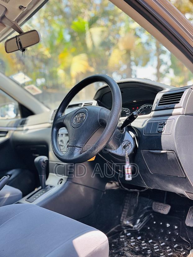 Toyota Allex 2006 Gray