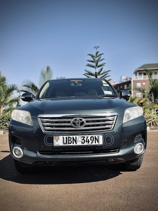Toyota Vanguard 2008 Gray