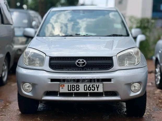 Toyota RAV4 Automatic 2003 Silver