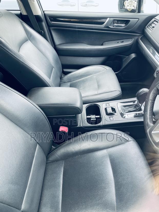Subaru Outback 2016 Silver