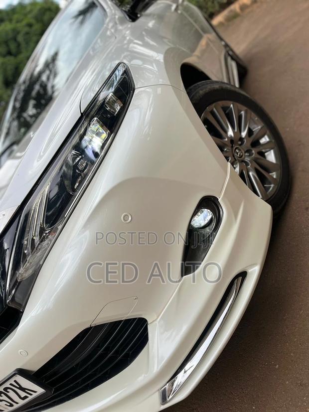 Toyota Harrier 2015 White