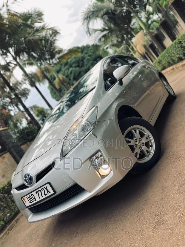 Toyota Prius 2012 Silver