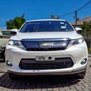 Toyota Harrier 2.0 2015 White for sale