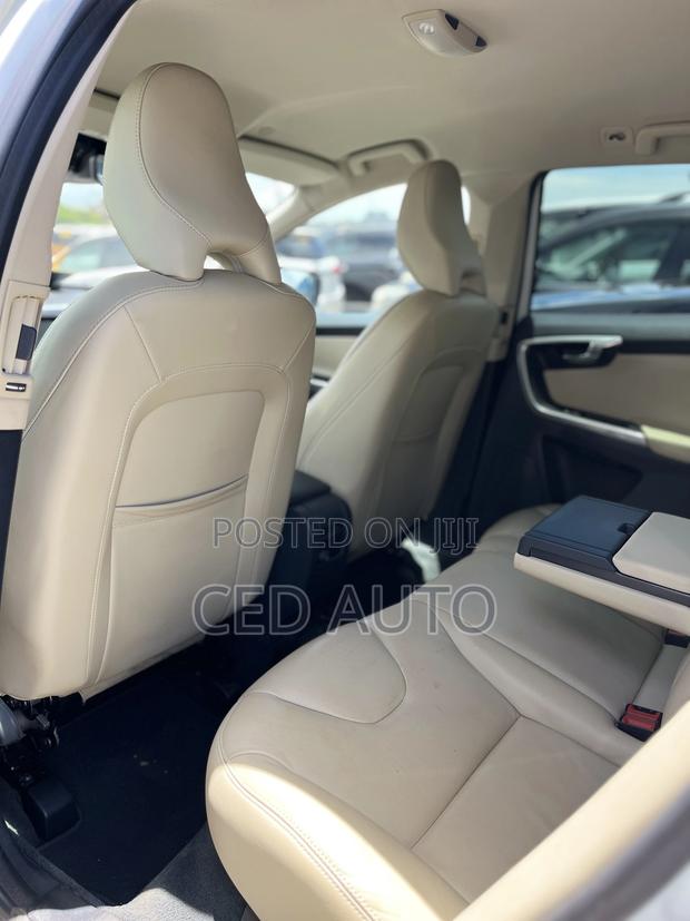 Volvo XC60 2015 White