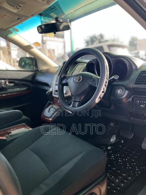 Toyota Harrier 2010 Silver