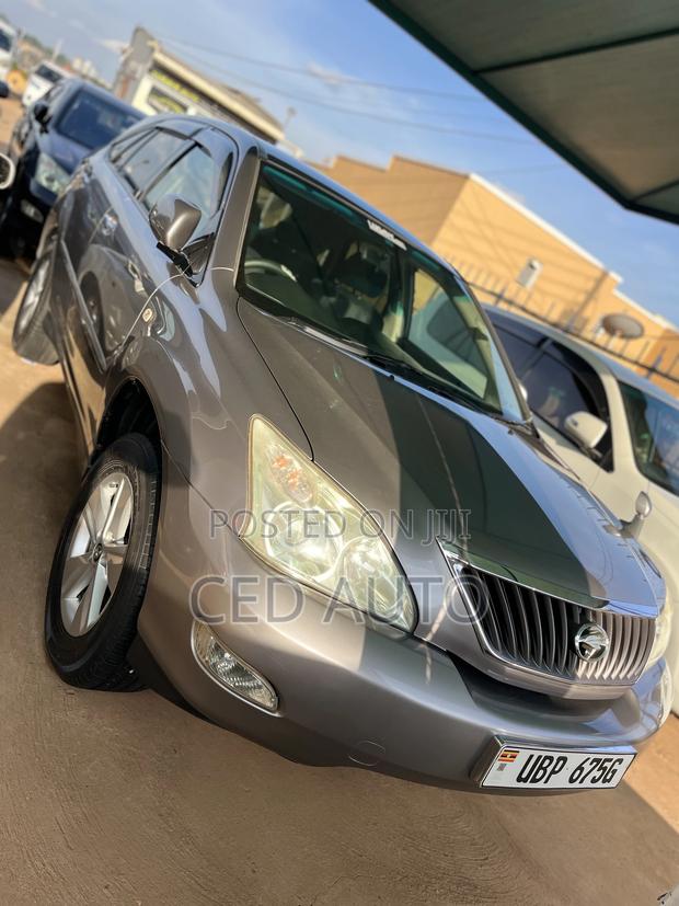 Toyota Harrier 2010 Silver