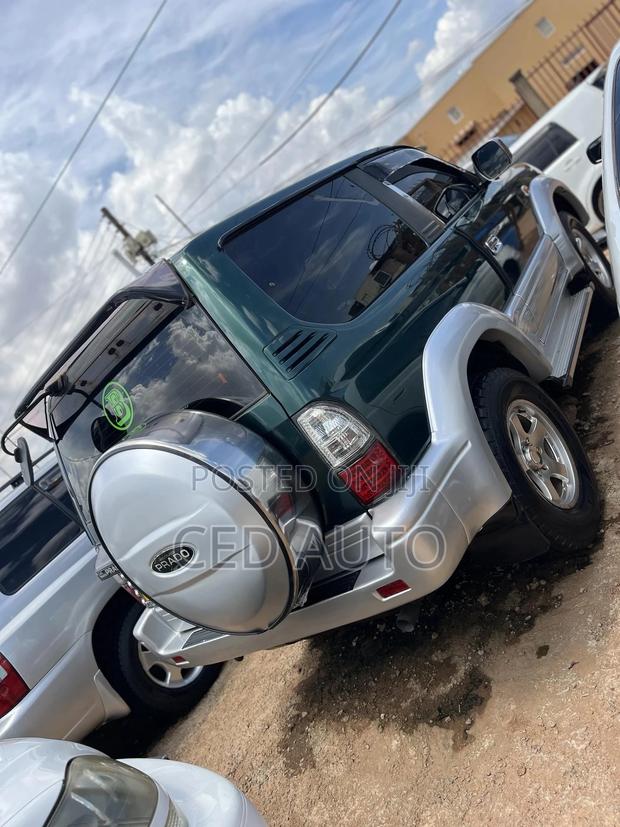 Toyota Land Cruiser Prado 2006 Green