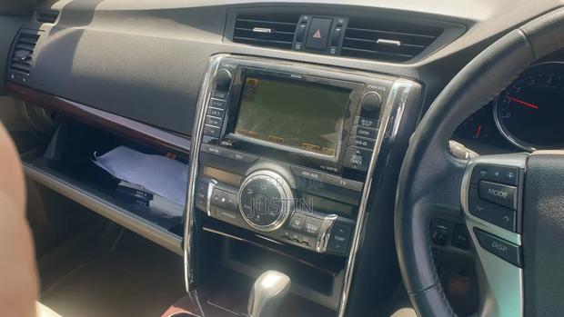 Toyota Mark X 2.5 RWD 2010 Silver
