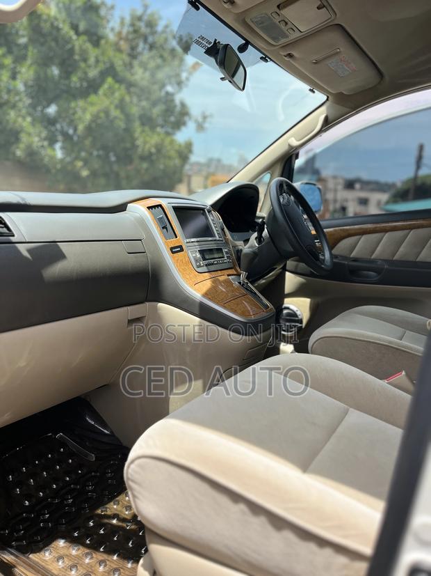 Toyota Alphard 2007 White