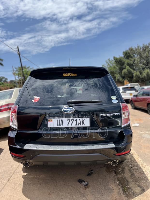 Subaru Forester 2010 Black
