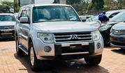 Mitsubishi Pajero 2011 Silver for sale