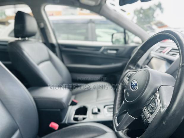 Subaru Legacy 2.5i AWD 2016 Gray