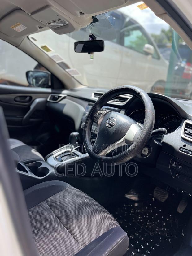 Nissan Qashqai 2016 White