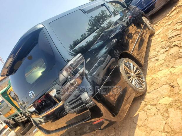 Toyota Vellfire 2013 Black