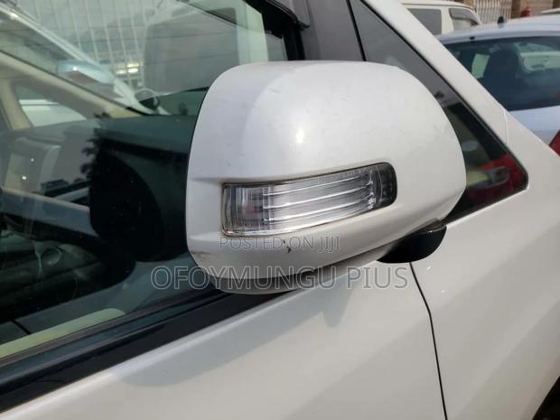 Toyota Alphard 2.4 Petrol AWD 2010 White