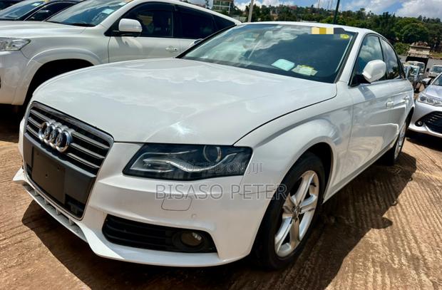 Audi A4 2.0T Premium 2012 White