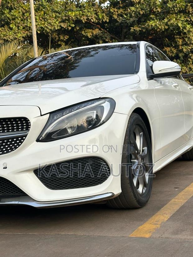 Mercedes-Benz C180 2014 White