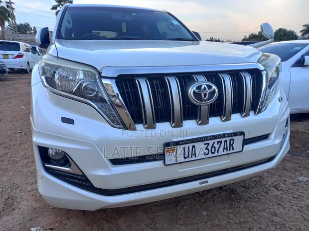 Toyota Land Cruiser Prado 2.8 D-4D 2015 White