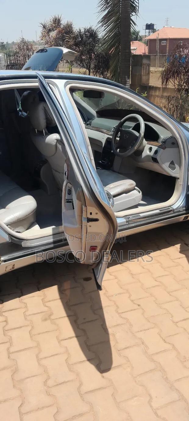 Mercedes-Benz S-Class 2000