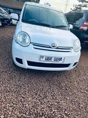 Toyota Sienta 2007 White for sale