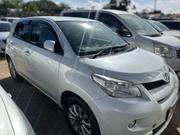 Toyota IST 2011 White for sale