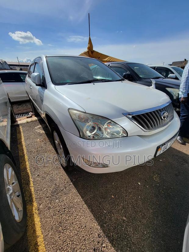 Toyota Harrier 2011 White