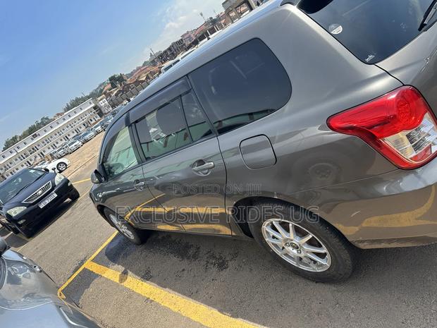 Toyota Corolla Fielder 2012 Gray