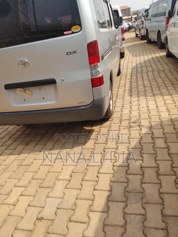 Toyota TownAce 2011 Silver