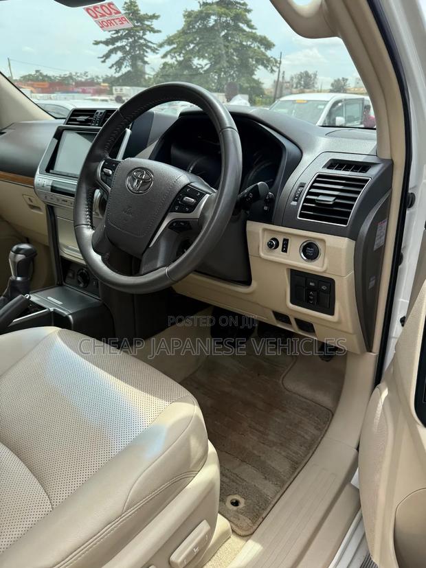 Toyota Land Cruiser Prado 2.7 2020 White