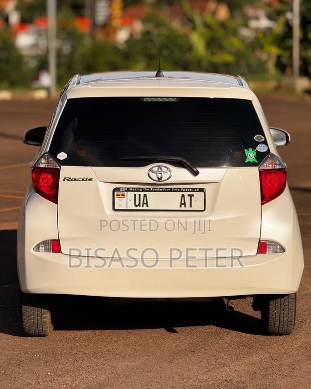 Toyota Ractis 1.5 AWD 2011 White