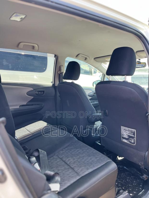 Toyota Wish 2010 White