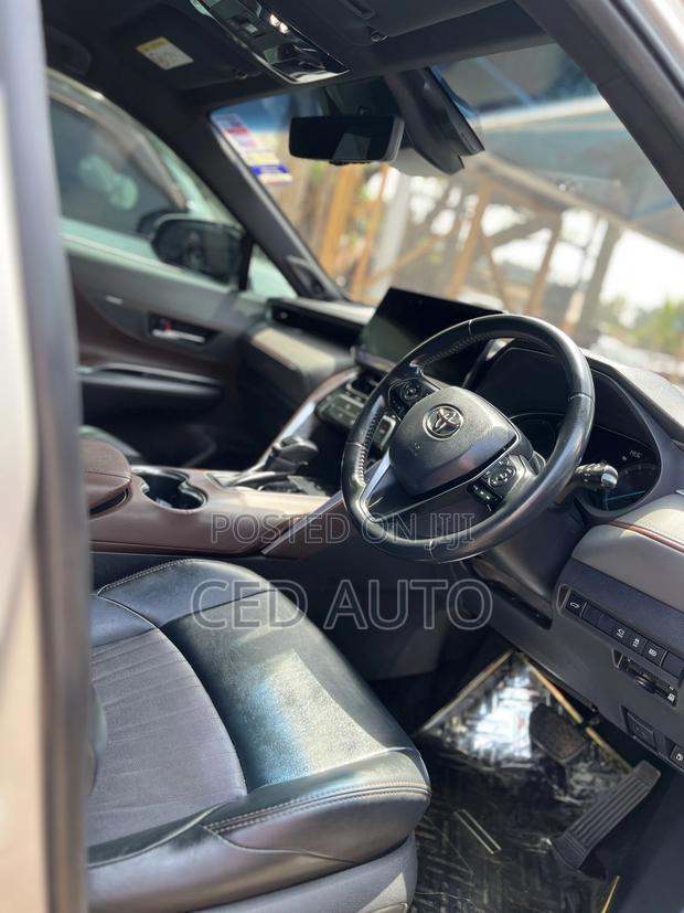 Toyota Harrier 2020 Gray