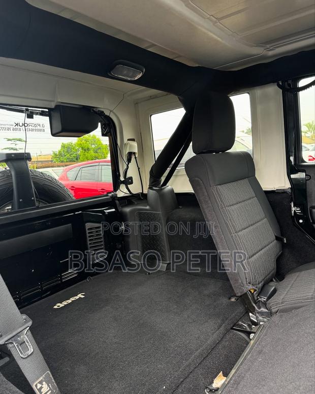 Jeep Grand Cherokee 2012 Black