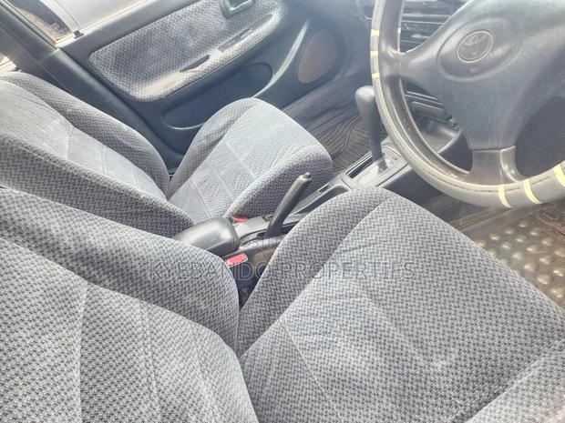 Toyota Corolla Sedan Automatic 1996 Gray