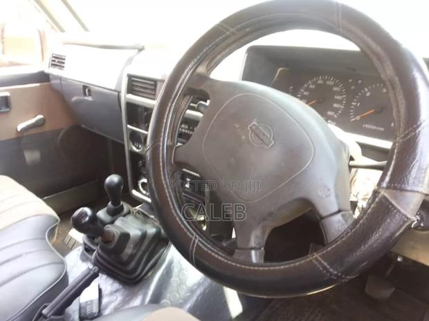 Nissan Patrol GR Wagon 1998 Brown