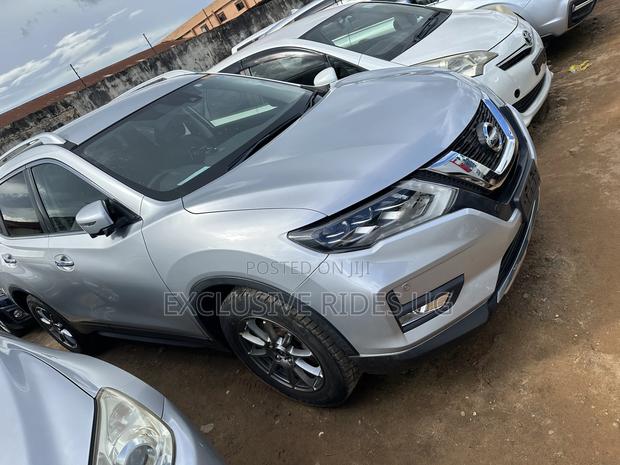 Nissan X-Trail 2.0 Petrol FWD 2018 Silver