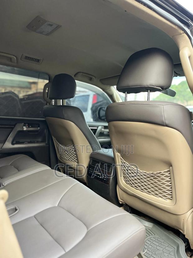 Toyota Land Cruiser Prado 2015 Black