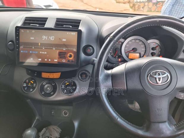 Toyota RAV4 2009 White