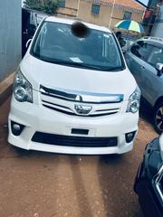 Toyota Noah 2012 White for sale