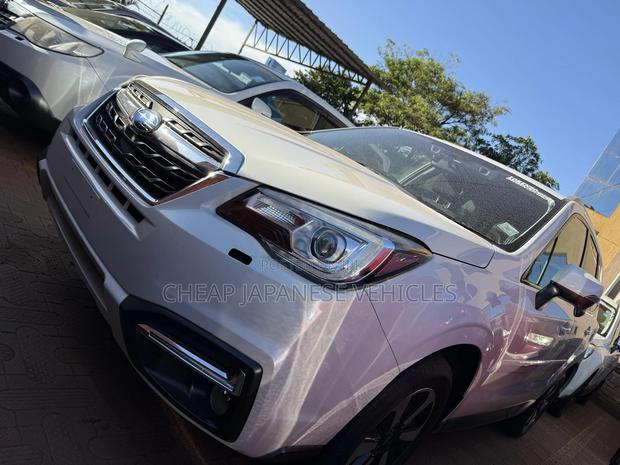 Subaru Forester 2017 White