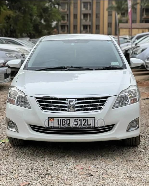 Toyota Premio 2015 White
