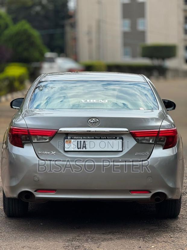 Toyota Mark X 2012 Gray