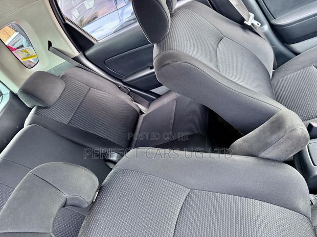 Toyota Rush 1.5 AWD 2009 Gray