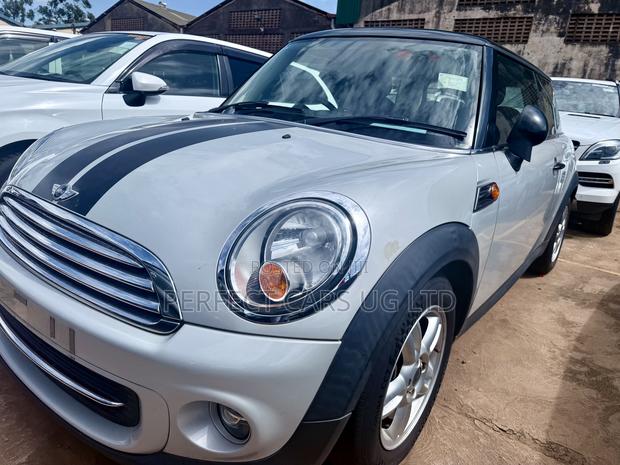 Mini Cooper Classic 2013 White
